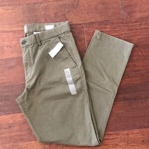 GAP Men's Olive Pants, size 34 x 32